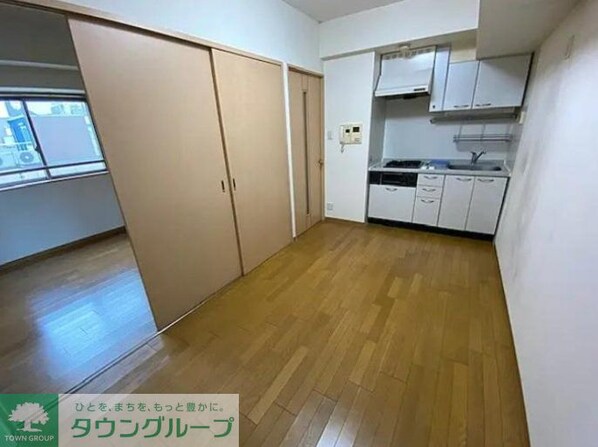 カスタリア新富町の物件内観写真